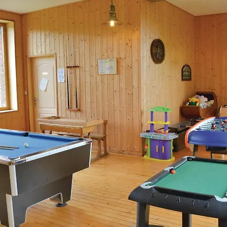 Pet Friendly In With Kitchen Quiestede