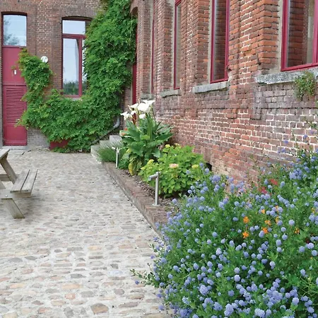 Pet Friendly In With Kitchen Feriehus